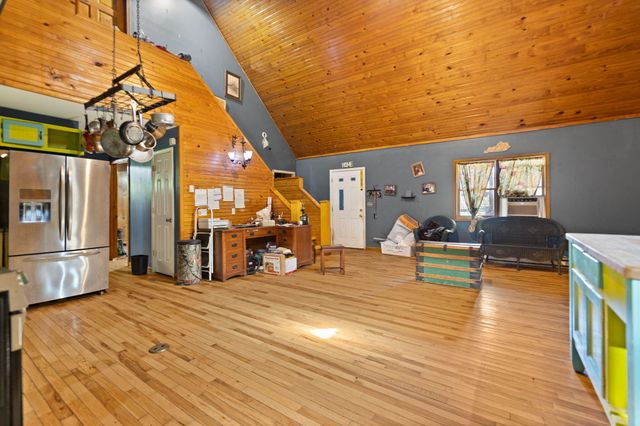 270 Left Fork Holly Road, Sextons Creek, KY 40983