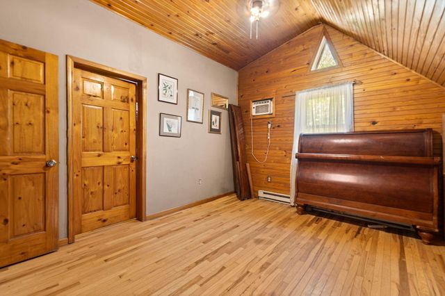 270 Left Fork Holly Road, Sextons Creek, KY 40983