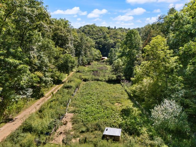 270 Left Fork Holly Road, Sextons Creek, KY 40983