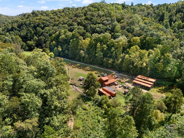270 Left Fork Holly Road, Sextons Creek, KY 40983