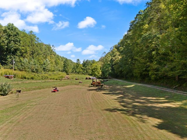 270 Left Fork Holly Road, Sextons Creek, KY 40983