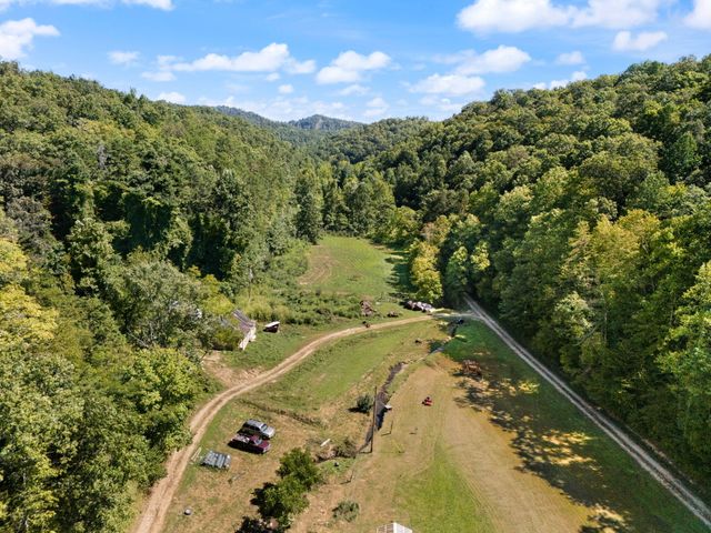 270 Left Fork Holly Road, Sextons Creek, KY 40983