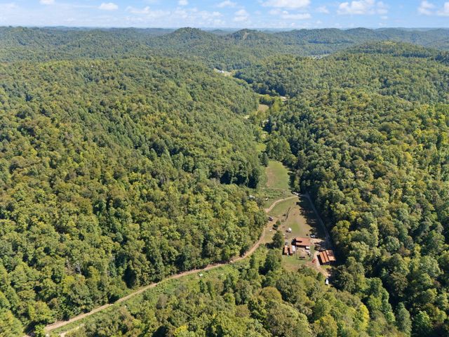 270 Left Fork Holly Road, Sextons Creek, KY 40983