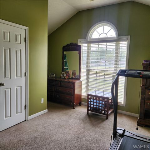 6495 Lakefield Dr, Tuscaloosa, AL 35401