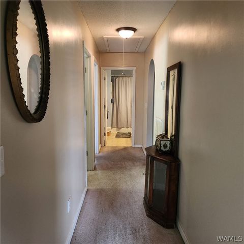 6495 Lakefield Dr, Tuscaloosa, AL 35401