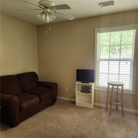 6495 Lakefield Dr, Tuscaloosa, AL 35401