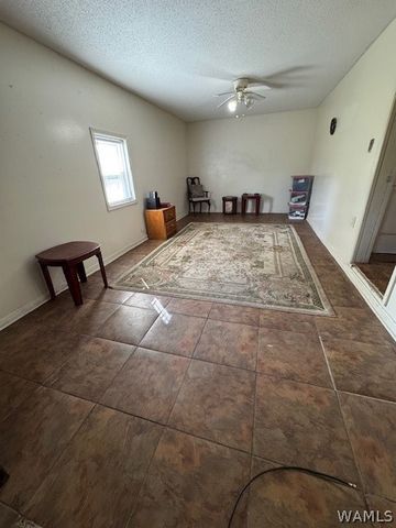 6495 Lakefield Dr, Tuscaloosa, AL 35401