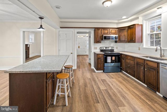 698 MARYLAND AVE, York, PA 17404