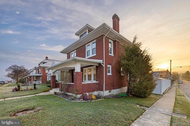 698 MARYLAND AVE, York, PA 17404