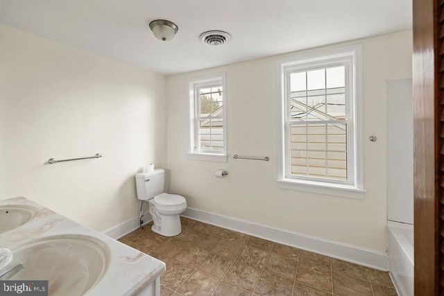 698 MARYLAND AVE, York, PA 17404