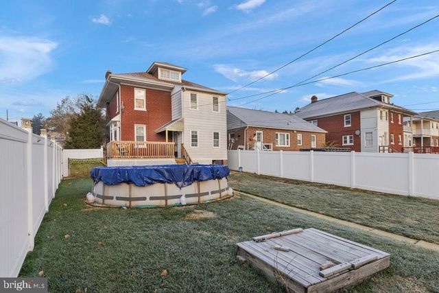 698 MARYLAND AVE, York, PA 17404