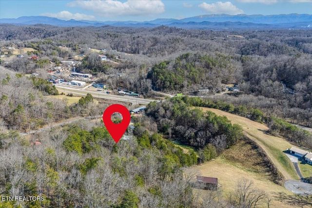 736 Panther Creek Rd Off Rd, Sevierville, TN 37876
