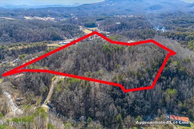 736 Panther Creek Rd Off Rd, Sevierville, TN 37876