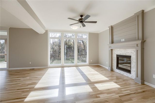 7485 N Utica Avenue, Parkville, MO 64152