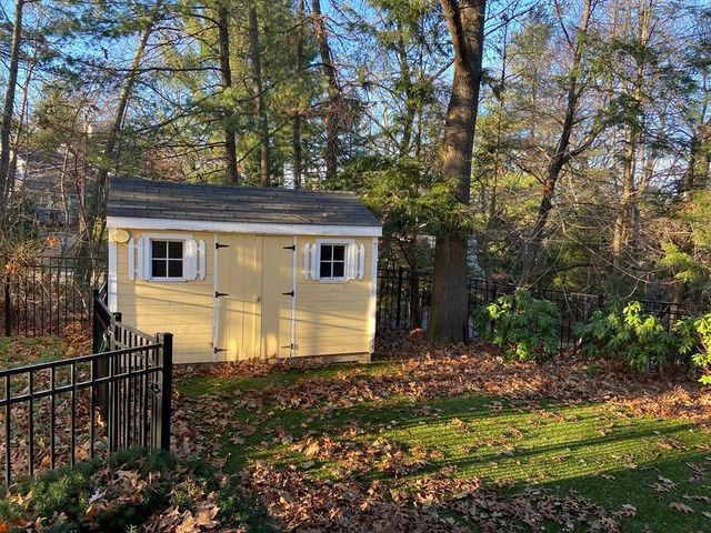751 Central Ave, Needham, MA 02492