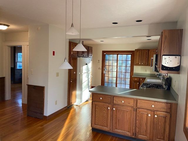 751 Central Ave, Needham, MA 02492