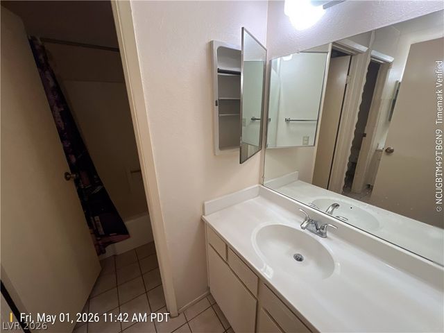 520 Starfire Place, Las Vegas, NV 89107