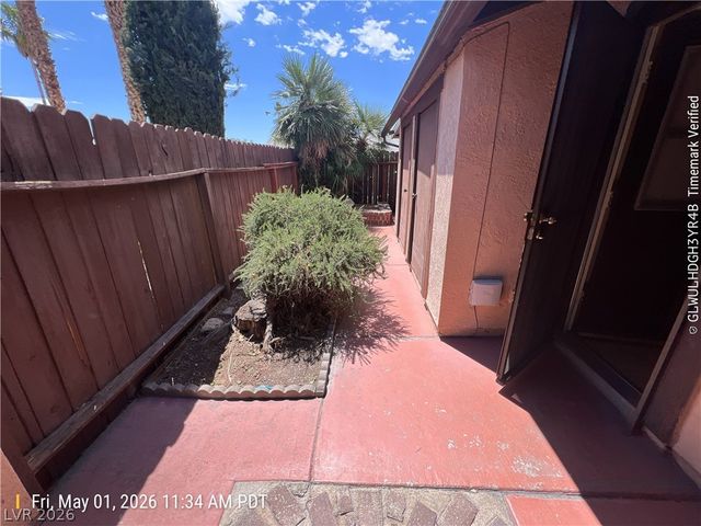 520 Starfire Place, Las Vegas, NV 89107