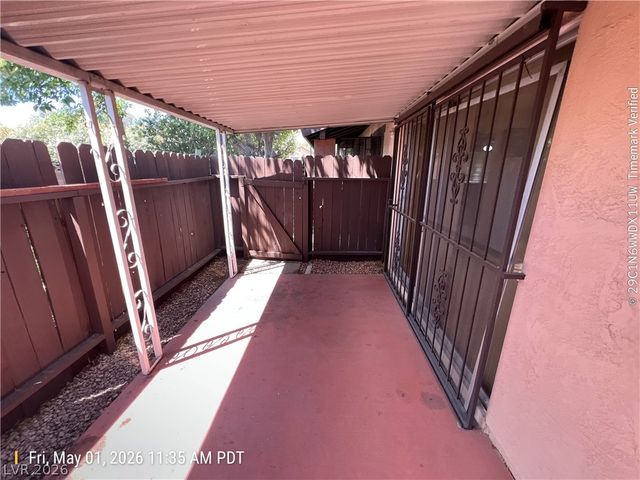 520 Starfire Place, Las Vegas, NV 89107