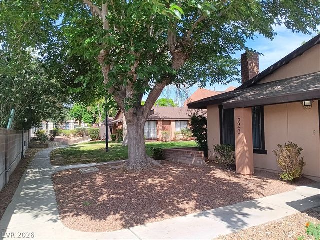 520 Starfire Place, Las Vegas, NV 89107