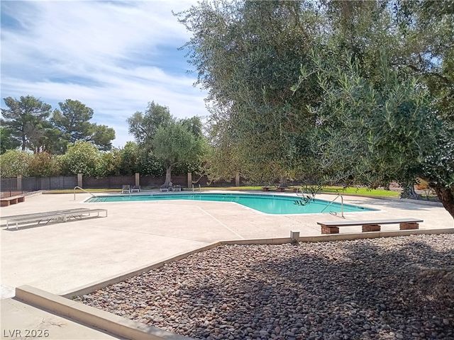 520 Starfire Place, Las Vegas, NV 89107