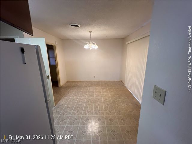 520 Starfire Place, Las Vegas, NV 89107