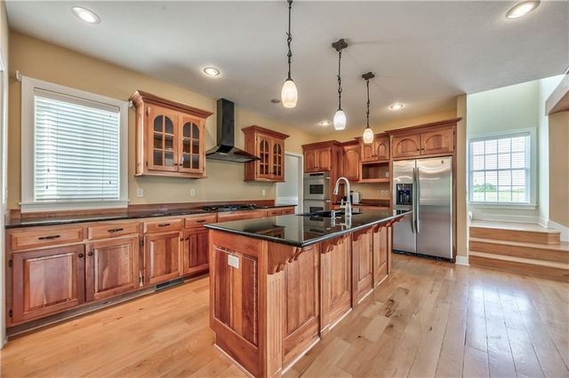 17620 Millwood Road, Leavenworth, KS 66048