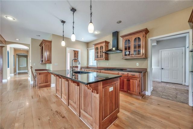 17620 Millwood Road, Leavenworth, KS 66048
