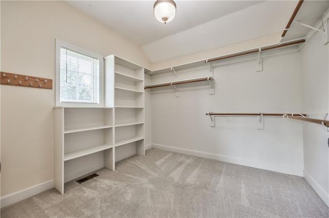 17620 Millwood Road, Leavenworth, KS 66048