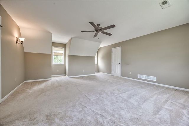 17620 Millwood Road, Leavenworth, KS 66048