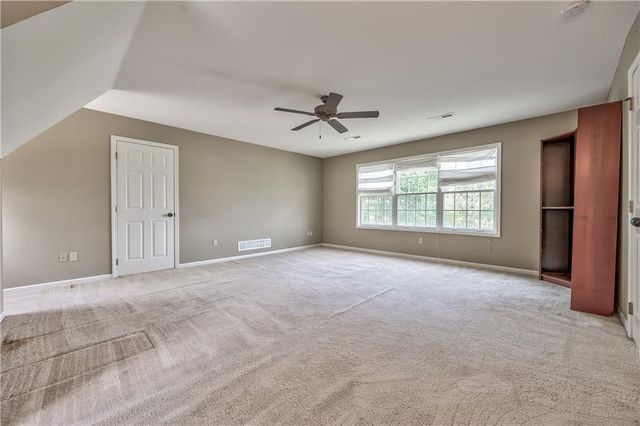 17620 Millwood Road, Leavenworth, KS 66048