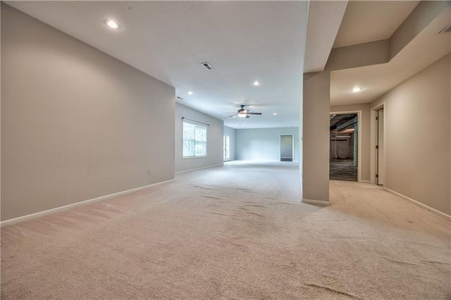 17620 Millwood Road, Leavenworth, KS 66048