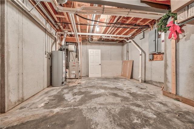 17620 Millwood Road, Leavenworth, KS 66048