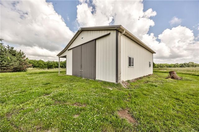 17620 Millwood Road, Leavenworth, KS 66048