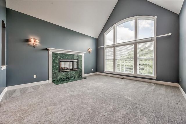 17620 Millwood Road, Leavenworth, KS 66048