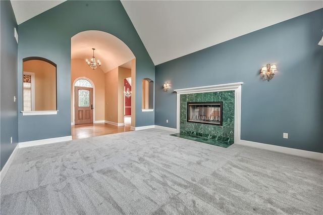 17620 Millwood Road, Leavenworth, KS 66048