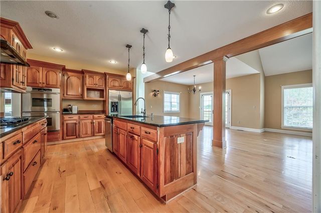 17620 Millwood Road, Leavenworth, KS 66048