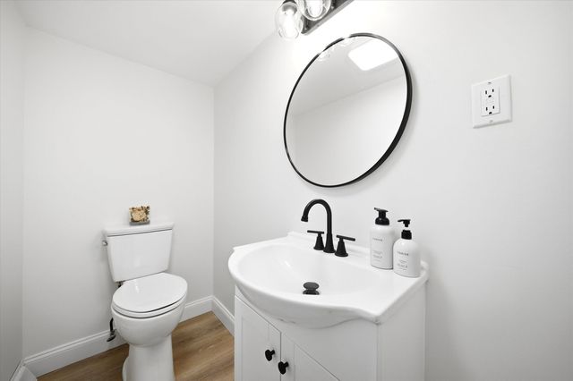 30 Gingras Drive, Nashua, NH 03060