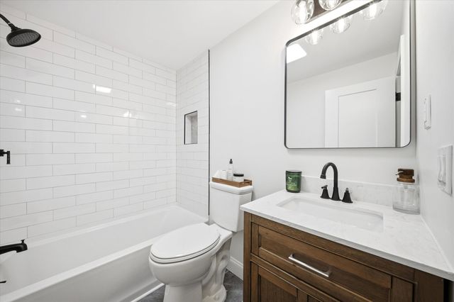 30 Gingras Drive, Nashua, NH 03060