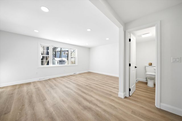 30 Gingras Drive, Nashua, NH 03060