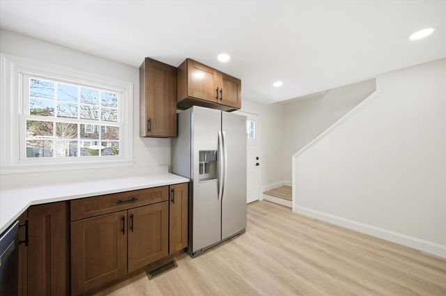 30 Gingras Drive, Nashua, NH 03060