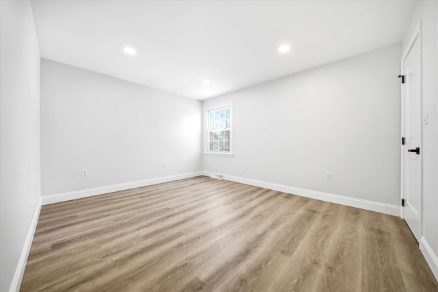 30 Gingras Drive, Nashua, NH 03060