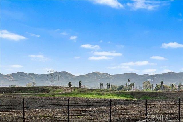 16057 Tanzinite, Chino, CA 91708