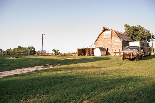 27008 W State Road 61, Langdon, KS 67583