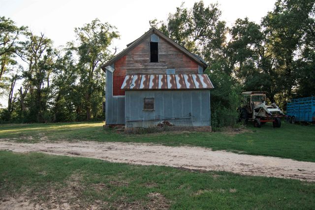 27008 W State Road 61, Langdon, KS 67583