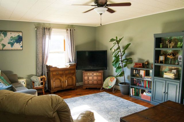 27008 W State Road 61, Langdon, KS 67583