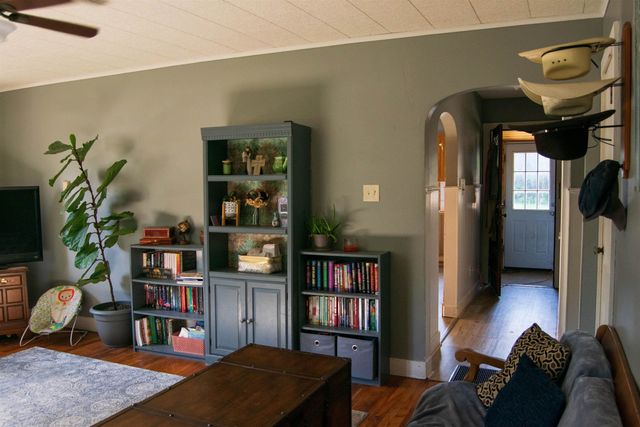 27008 W State Road 61, Langdon, KS 67583