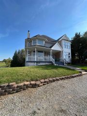 10149 Emerald Drive, Brooklyn, MI 49230