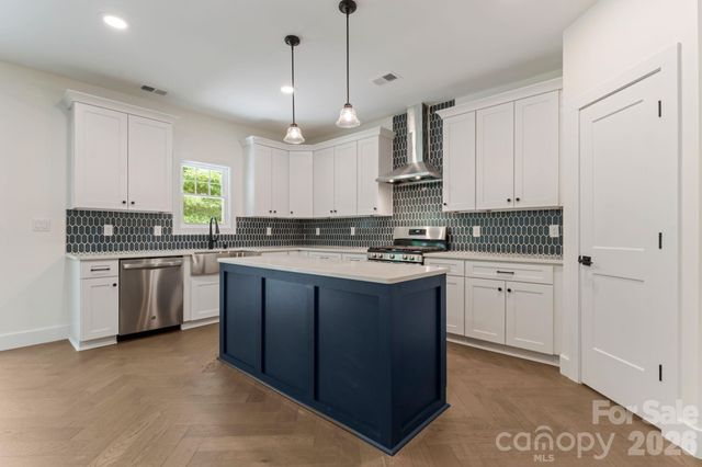 11932 Crabapple Lane, Huntersville, NC 28078