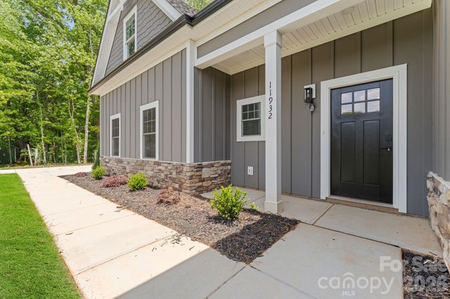 11932 Crabapple Lane, Huntersville, NC 28078